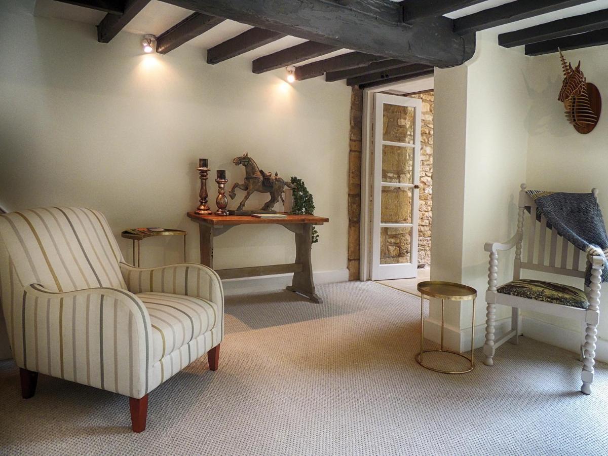 Вилла Century House Moreton-in-Marsh Экстерьер фото